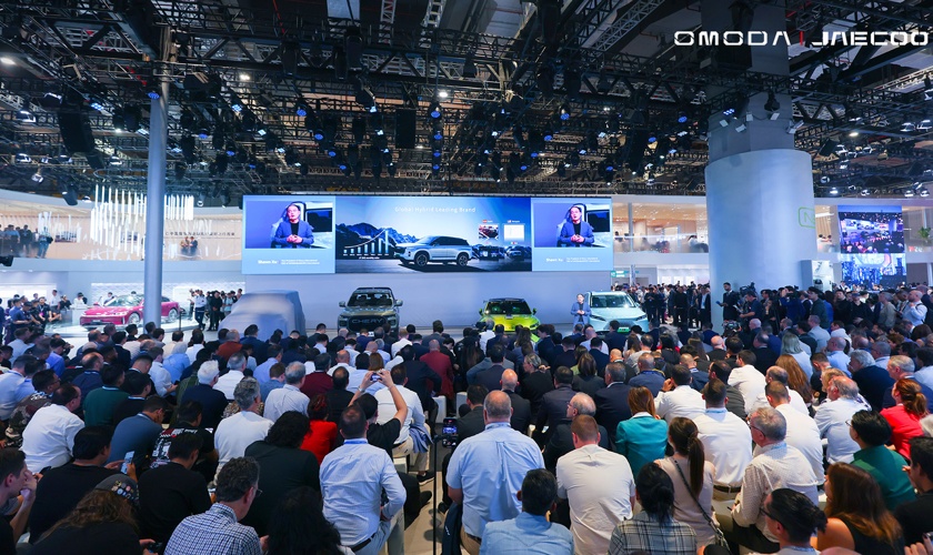 На Шанхайском автосалоне бренды OMODA и JAECOO представили автомобили на альтернативных источниках энергии
