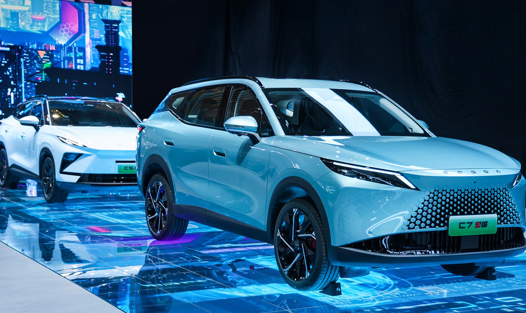 Технология Super Hybrid System от OMODA и JAECOO расширяет возможности гибридных кроссоверов