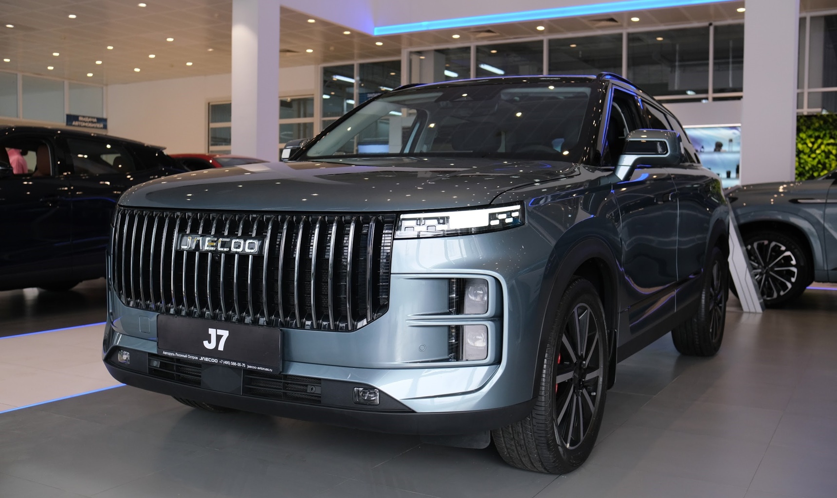 JAECOO J7 vs JAECOO J8: В чем разница и что выбрать?