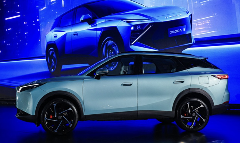 На фестивале OMODA DAY были представлены кроссоверы OMODA C7 и OMODA C3