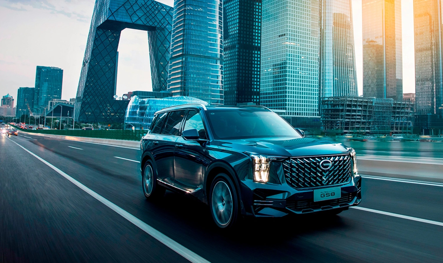 Тест-драйв GAC GS8: комфорт, мощь и безопасность в одном автомобиле