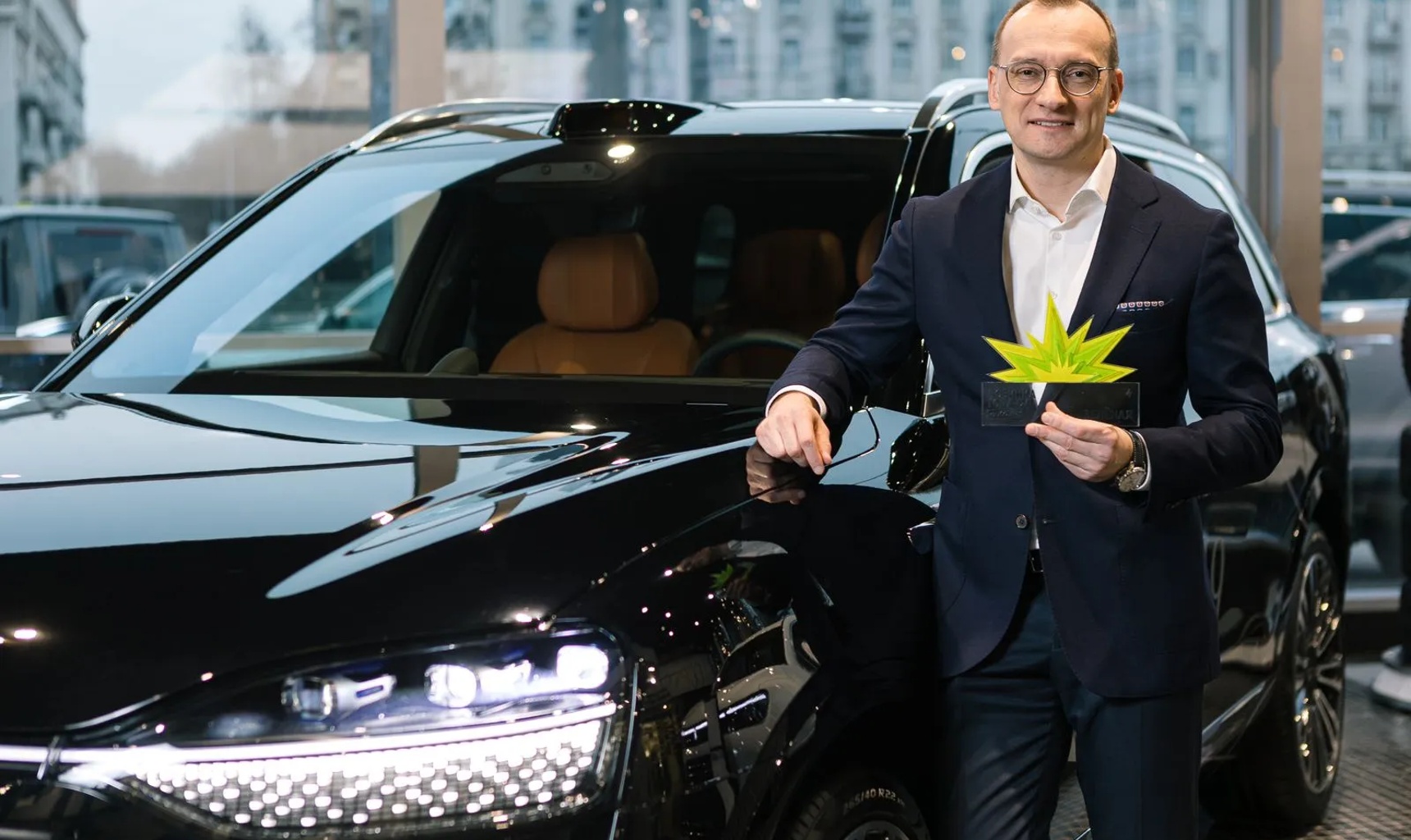 Новинка года: AITO SERES получил почетное звание портала Авто.ру