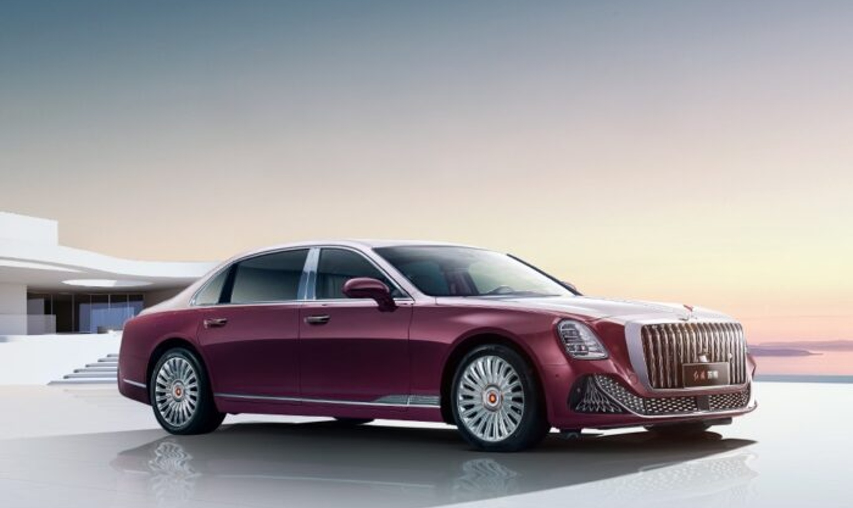 Hongqi готовит три громкие премьеры в России в 2025 году