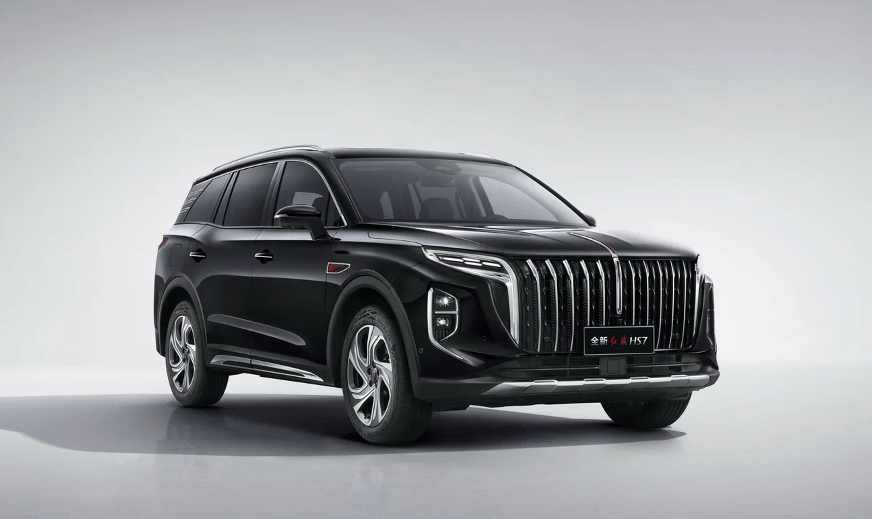 HONGQI анонсирует российские премьеры 2025 года