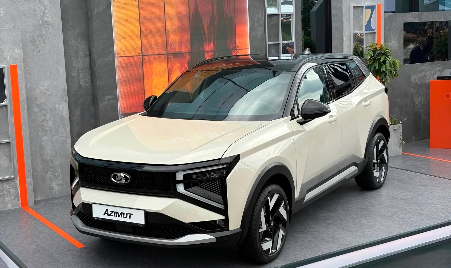 Новый кроссовер LADA AZIMUT