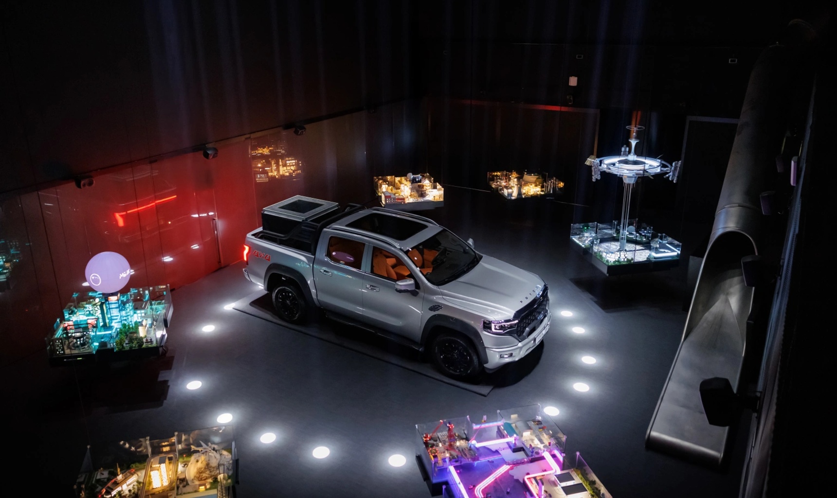 АО «МБ РУС» презентовало пикапы нового поколения FOTON TUNLAND V7 и V9