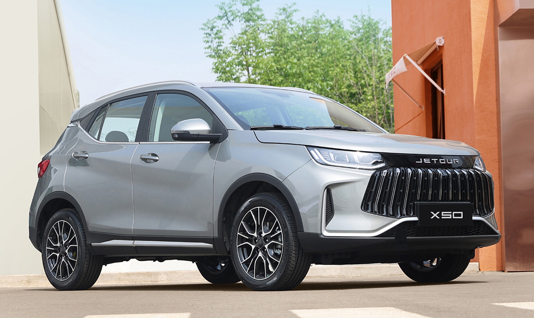 JETOUR ОБЪЯВЛЯЕТ СТОИМОСТЬ ВСЕХ КОМПЛЕКТАЦИЙ НОВОГО JETOUR X50