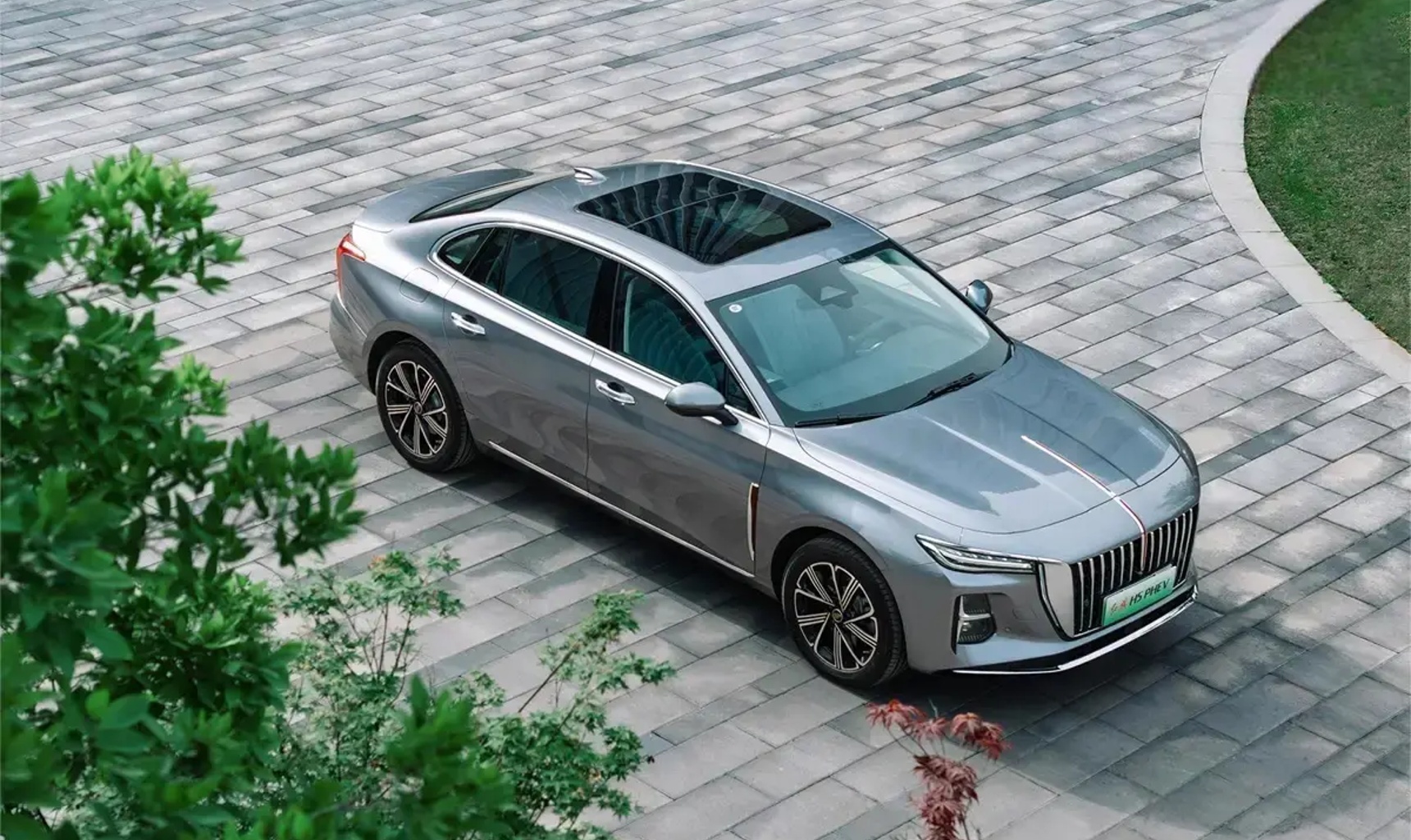 В Шанхае HONGQI представит три новые инновационные модели и технологии интеллектуального вождения
