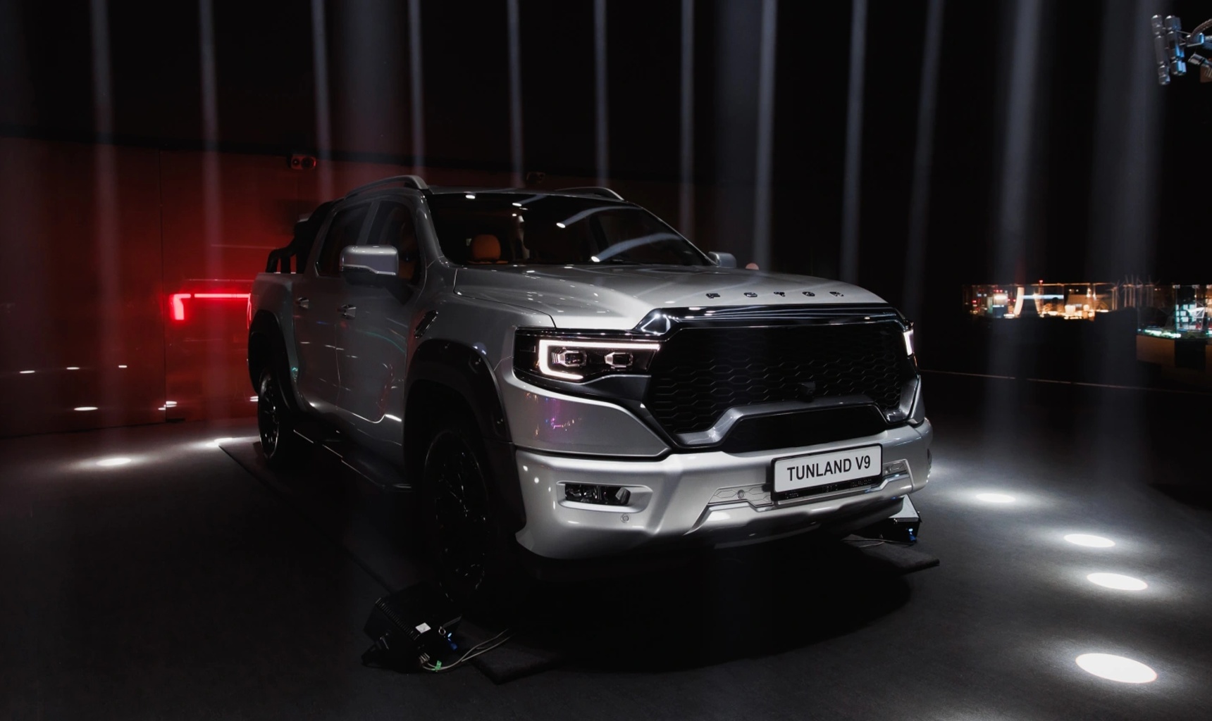 В России стартовали продажи гибридных пикапов FOTON TUNLAND V7 и V9