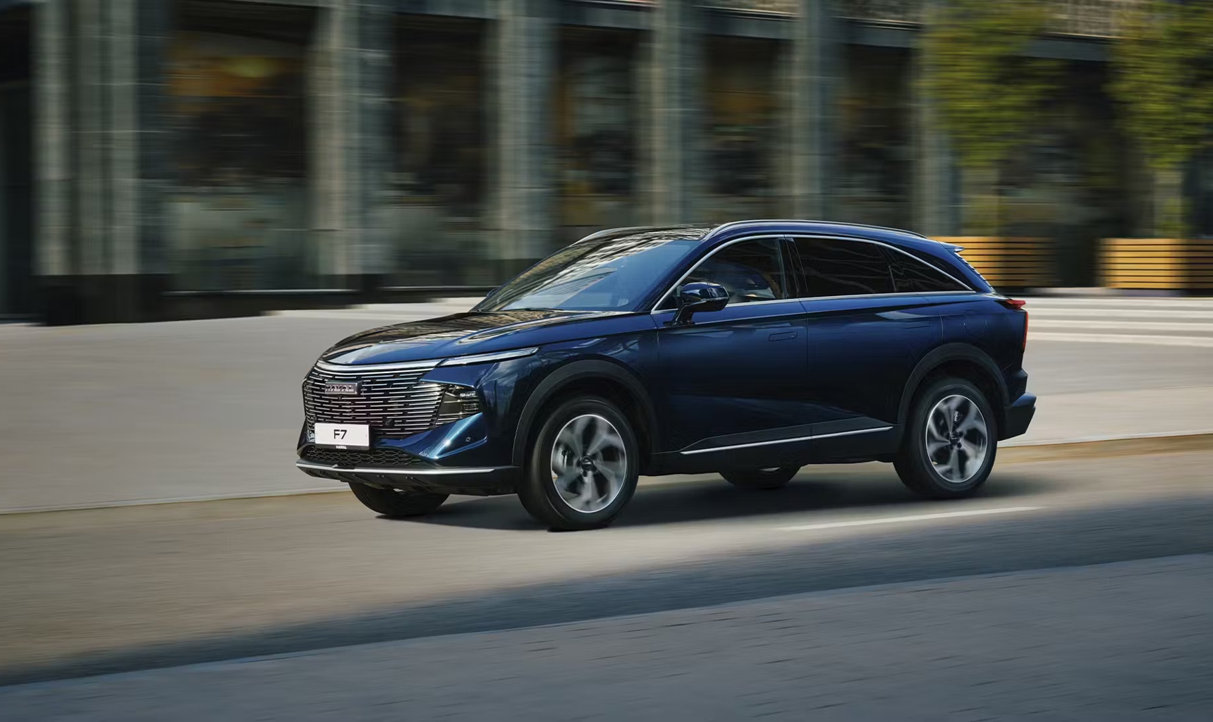 HAVAL H7 и HAVAL F7 в лидерах сегмента среднеразмерных кроссоверов