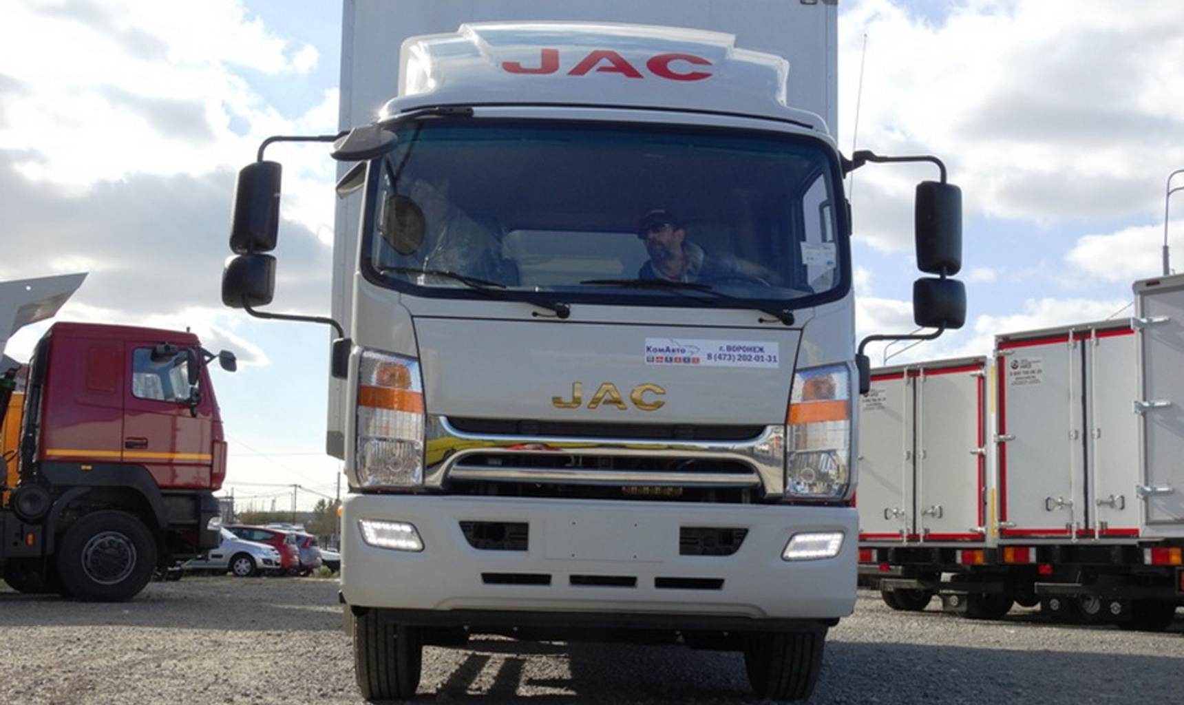 Тест-драйв JAC N-120: Китайский трудяга
